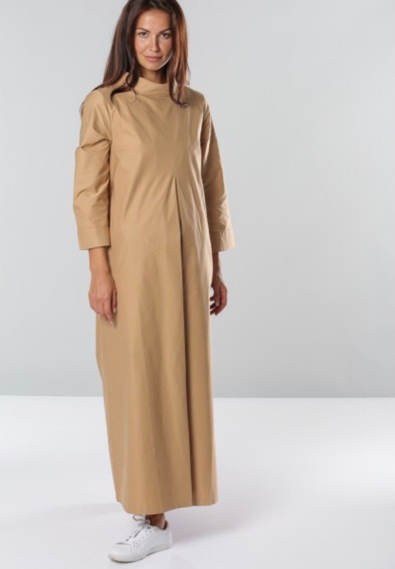 High Neck Classic Full Length Daraa