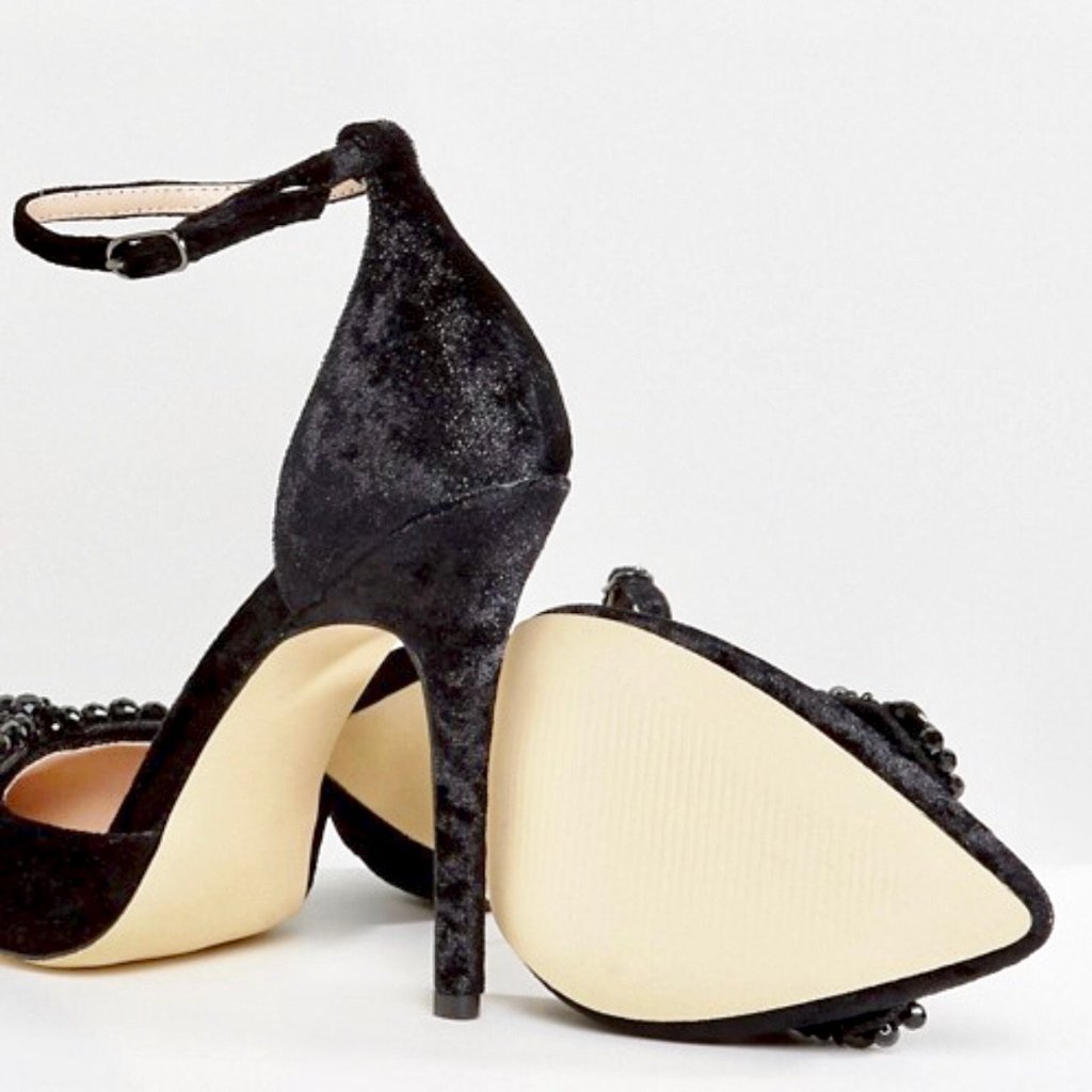 London Rebel Velvet Black Bow Point Heels - CHIC Kuwait Luxury Outlet