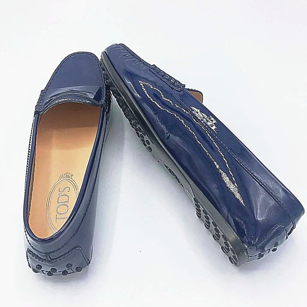 Tods Gommino City Loafers Patent Leather - CHIC Kuwait Luxury Outlet