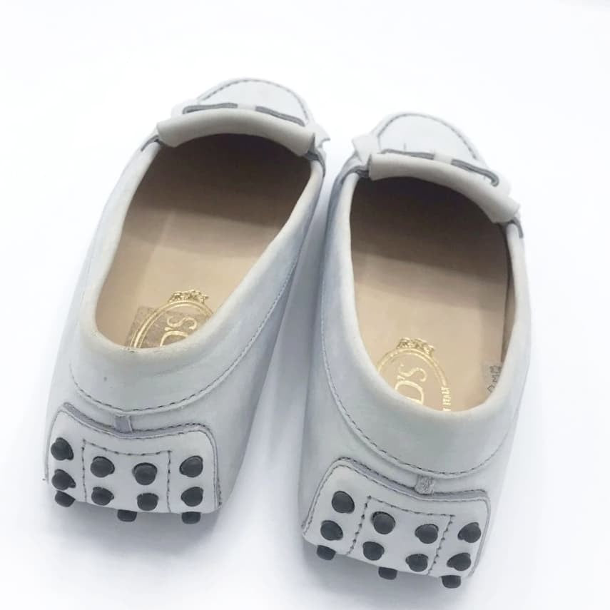 Tods Gommino Suede Loafers Fringed - CHIC Kuwait Luxury Outlet