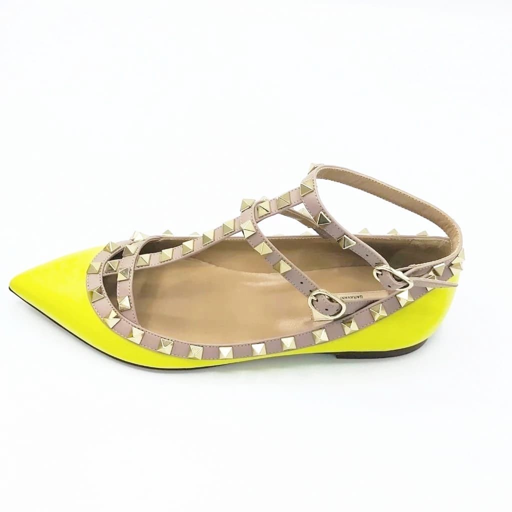 Valentino Garavani Rockstud Ballet Flat - CHIC Kuwait Luxury Outlet