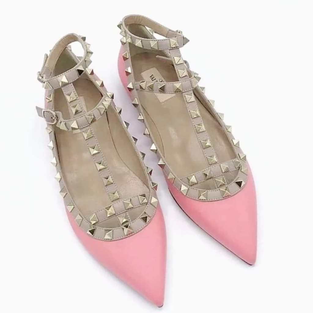 Valentino Garavani Rockstud Ballet Flat – CHIC Kuwait Luxury Outlet
