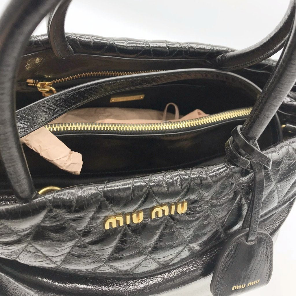 Miu Miu Matelasse Tote Vitello Shine - CHIC Kuwait Luxury Outlet