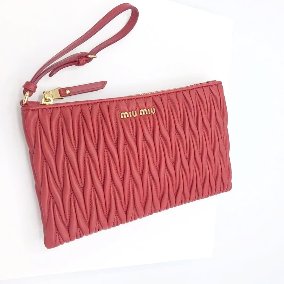 Miu Miu Matelasse Wristlet Clutch - CHIC Kuwait Luxury Outlet
