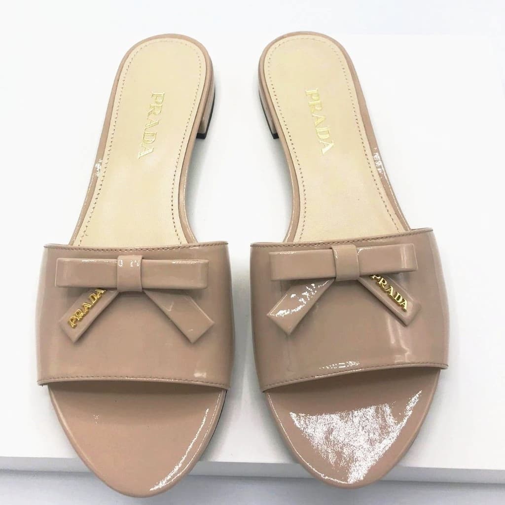 Prada Sandals Patent Leather Flats - CHIC Kuwait Luxury Outlet