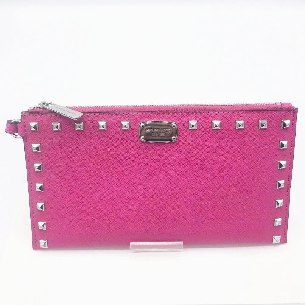 Michael Kors Jet Set Leather Stud Wristlet - CHIC Kuwait Luxury Outlet