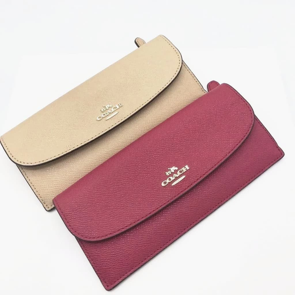 Coach Crossgrain Leather Wallet - CHIC Kuwait Luxury Outlet
