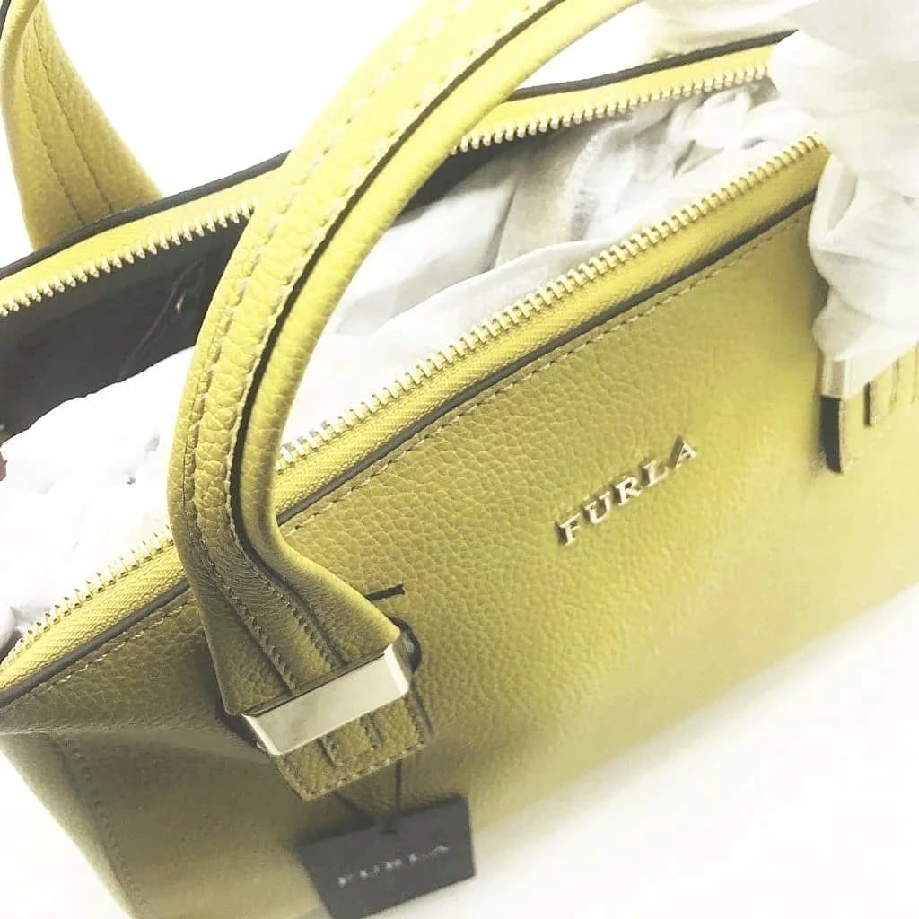 Furla Amelie Tote Small - CHIC Kuwait Luxury Outlet