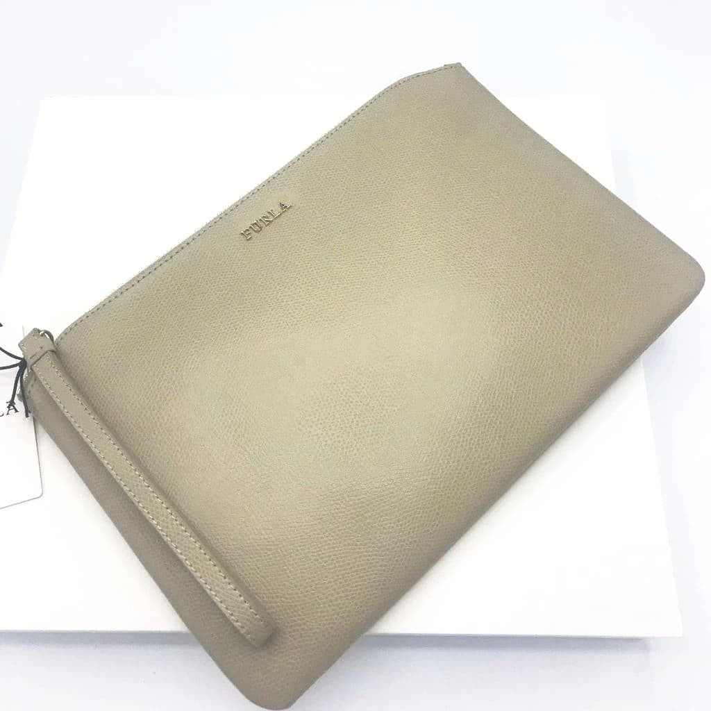 Furla Venere Envelope Clutch Beige - chickuwait.com