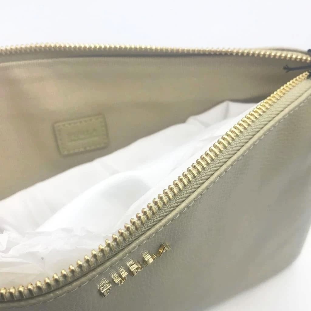 Furla Venere Envelope Clutch Beige - chickuwait.com