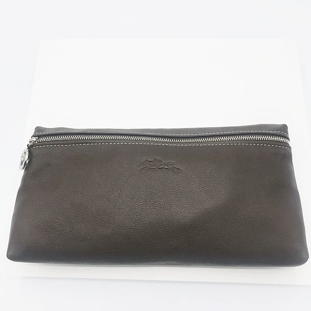 longchamp leather cosmetic case - Chic Kuwait