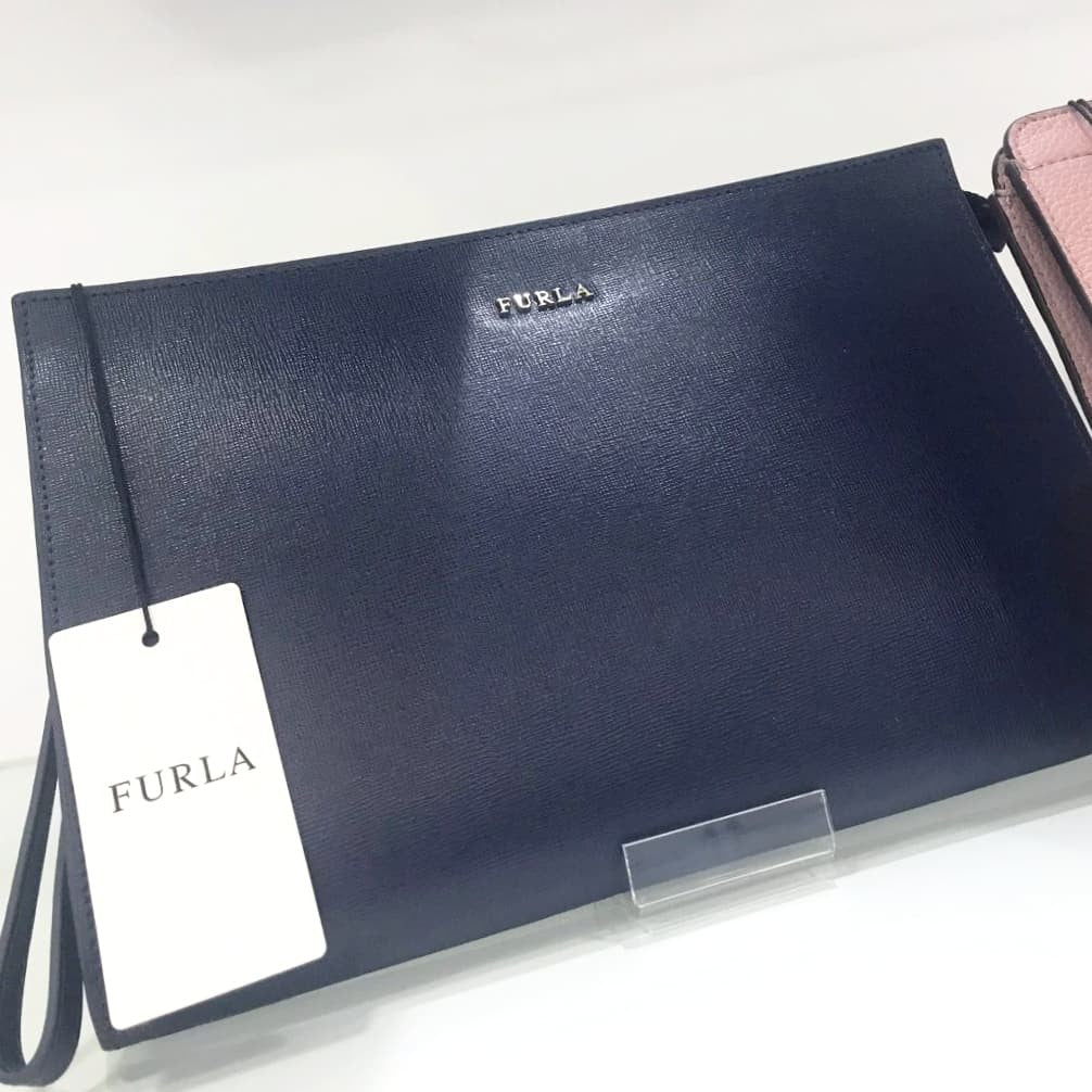 Furla Clutch Bag Tessa - CHIC Kuwait Luxury Outlet