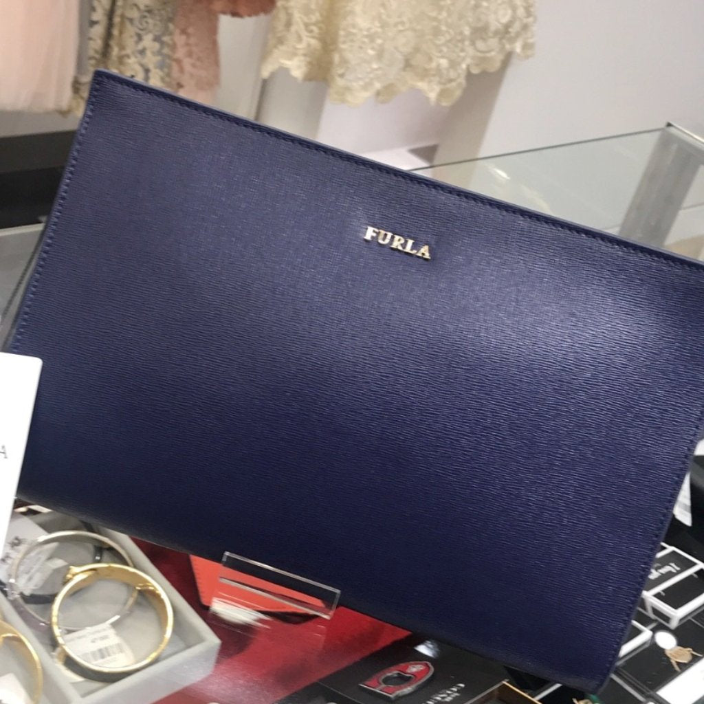 Furla Clutch Bag Tessa - CHIC Kuwait Luxury Outlet