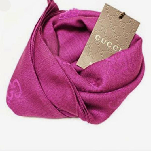 Gucci GG Wool Scarf Grey/Fushia Large size - CHIC Kuwait Luxury Outlet