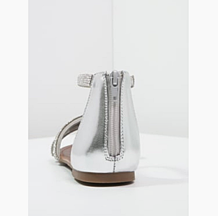 Steve Madden Flat Sandals Strass Silver - CHIC Kuwait Luxury Outlet