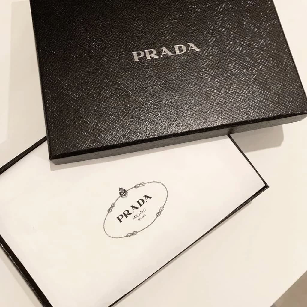 Prada Saffiano Leather Zip Wallet - CHIC Kuwait Luxury Outlet