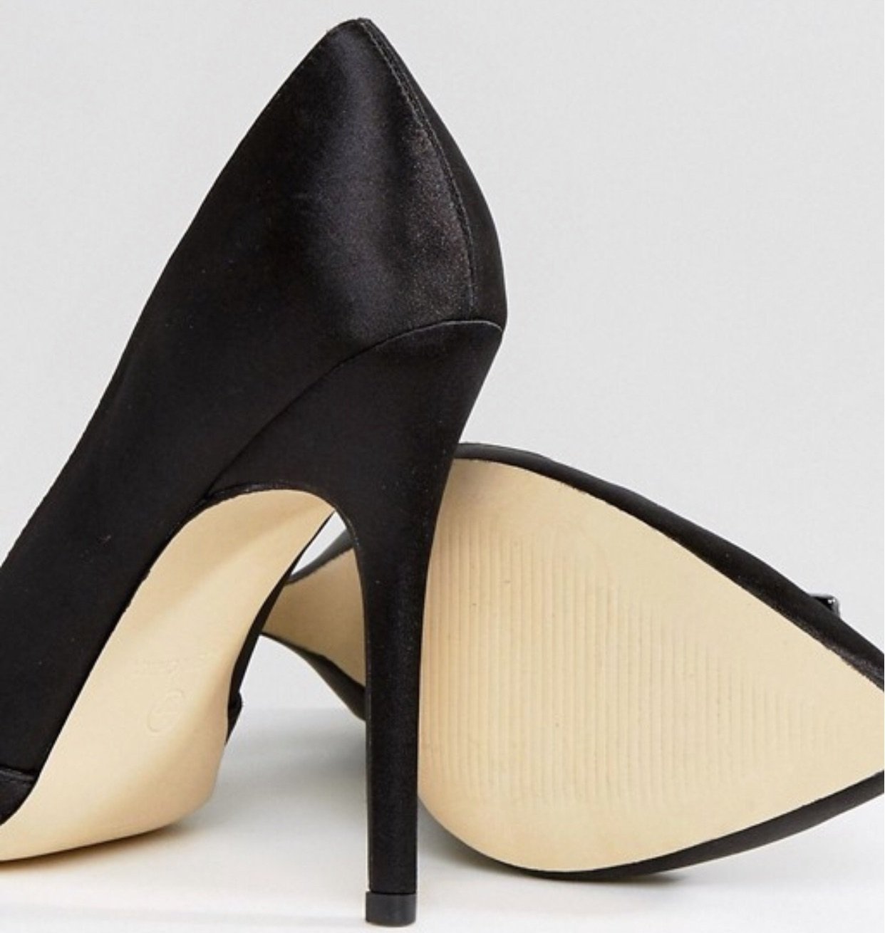 London Rebel Black Satin Heels - CHIC Kuwait Luxury Outlet