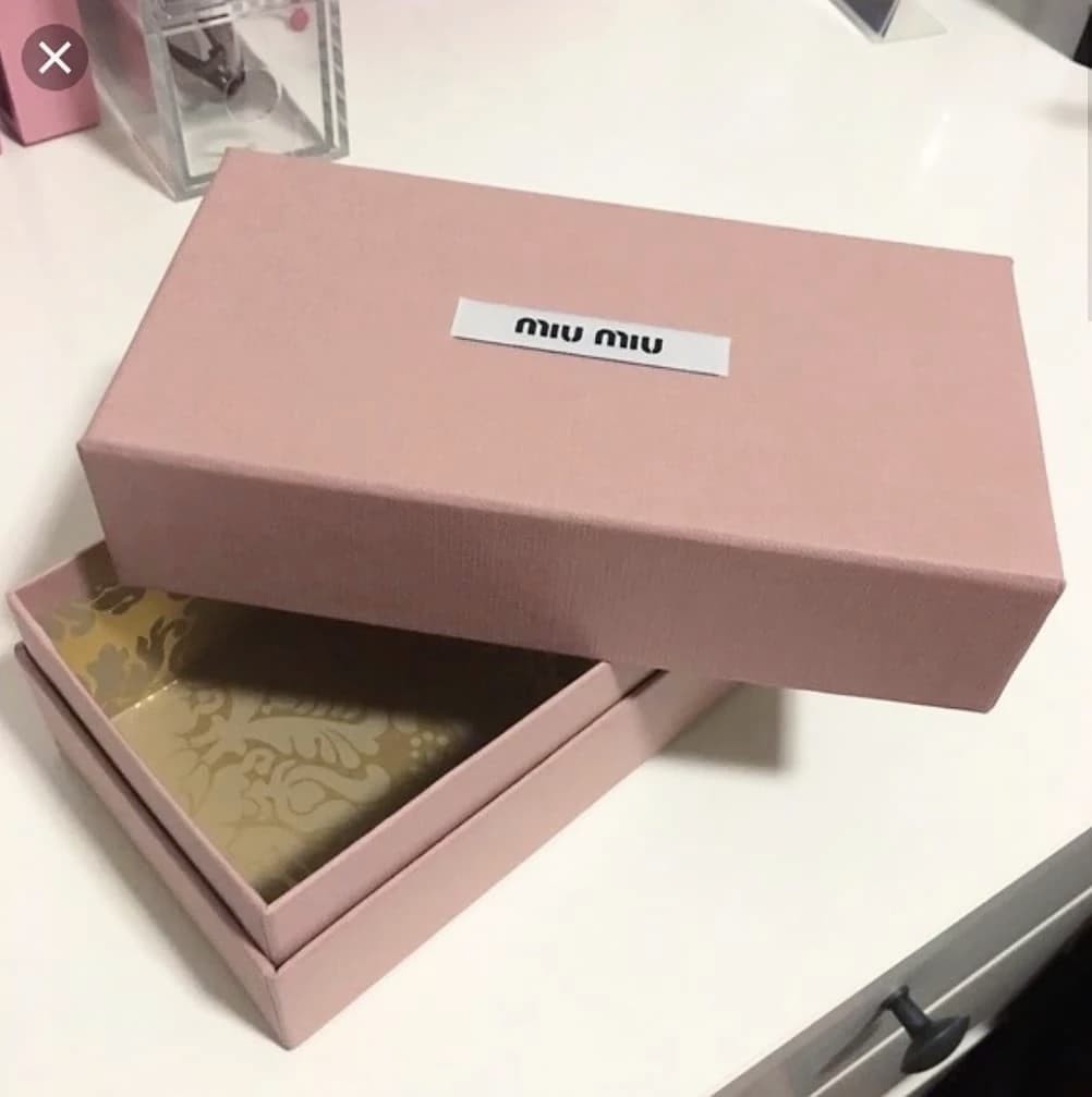 Miu Miu Matelasse Bow Leather Wallet - CHIC Kuwait Luxury Outlet