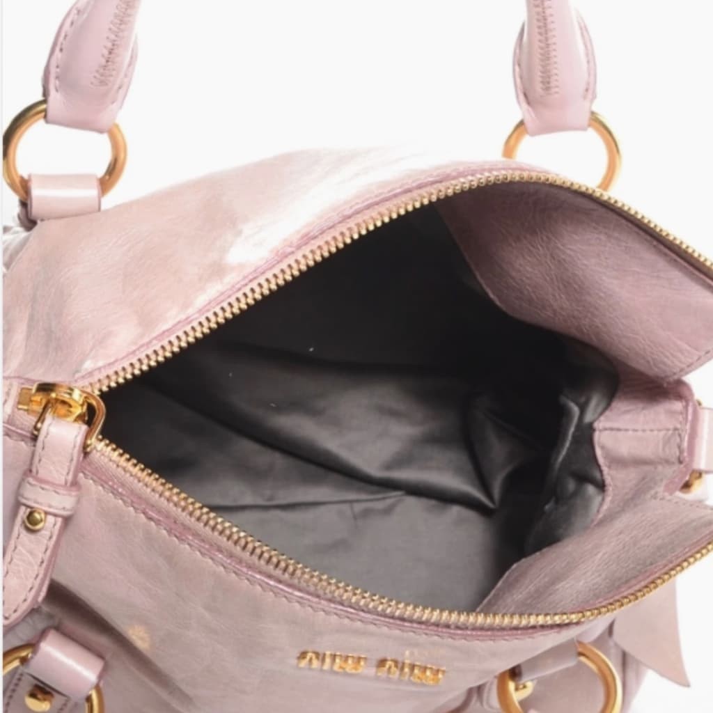 Miu Miu Vitello Lux Leather Tote - CHIC Kuwait Luxury Outlet