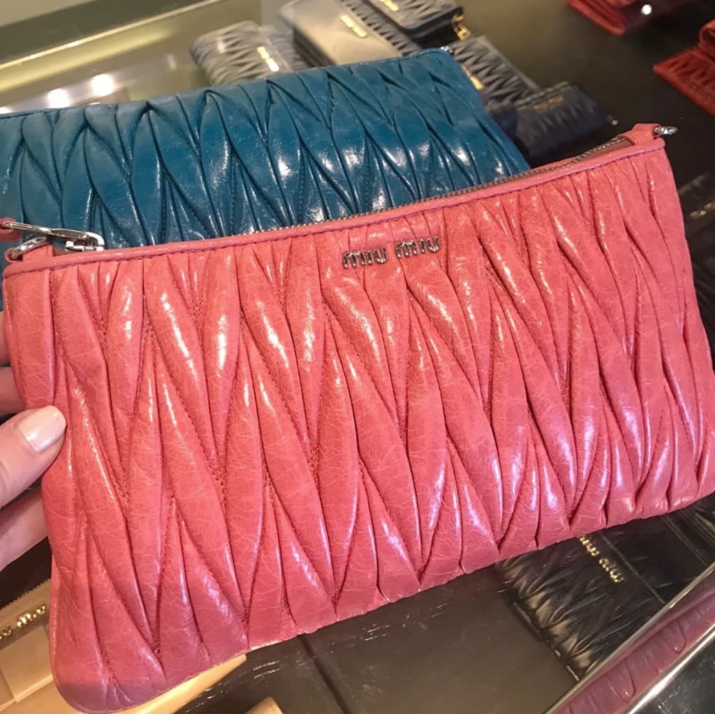 Miu Miu Matelasse Leather Clutch - CHIC Kuwait Luxury Outlet