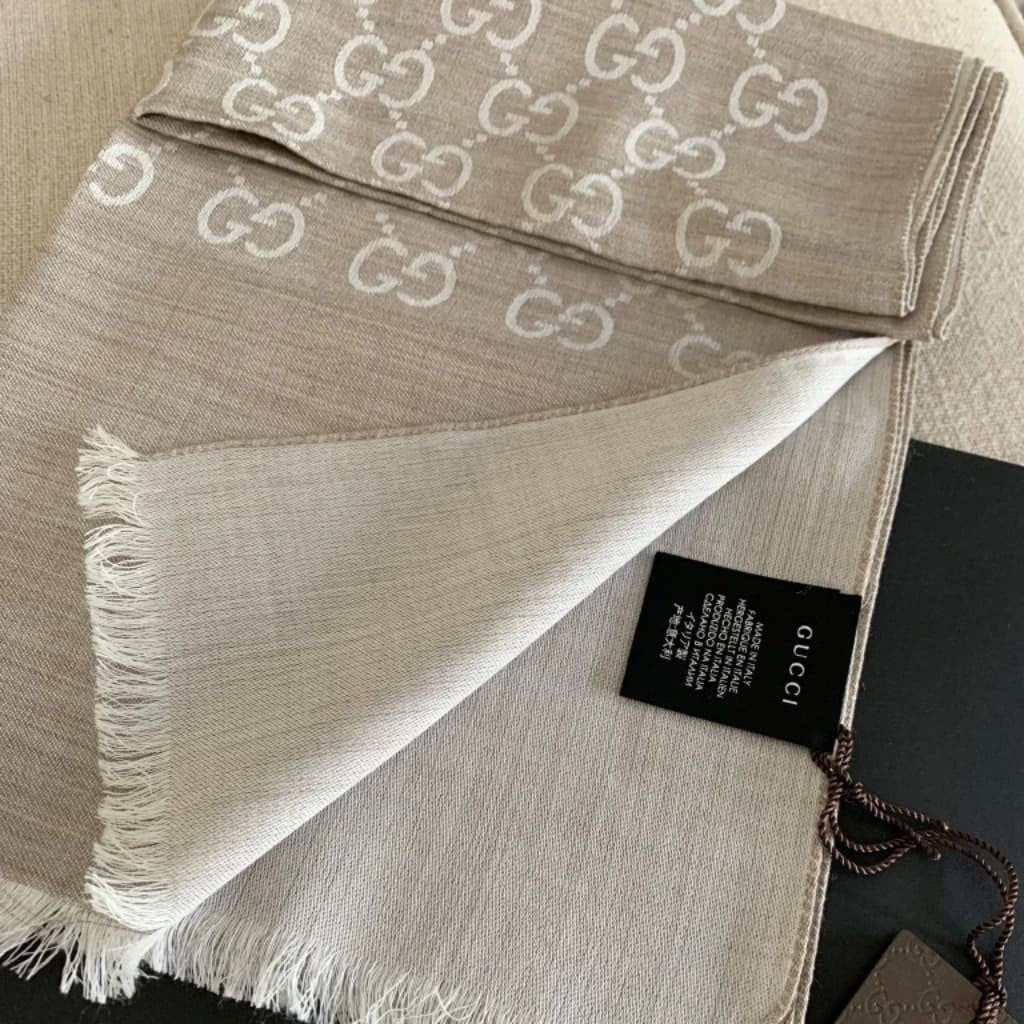 Gucci GG Wool Scarf Beige - chickuwait.com