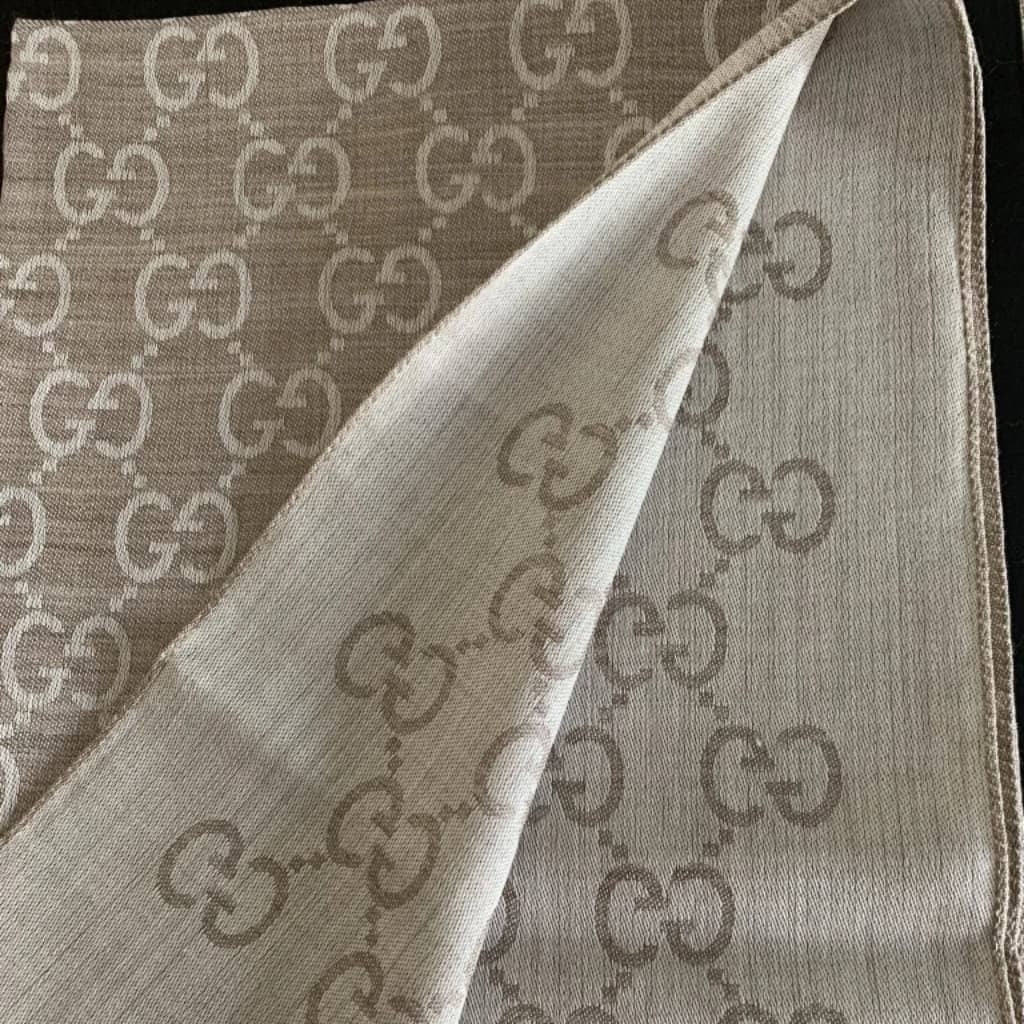 Gucci GG Wool Scarf Beige - chickuwait.com