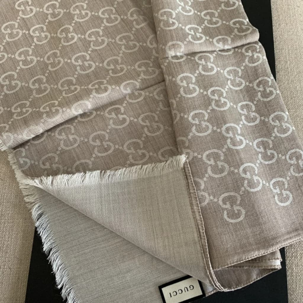 Gucci GG Wool Scarf Beige - chickuwait.com