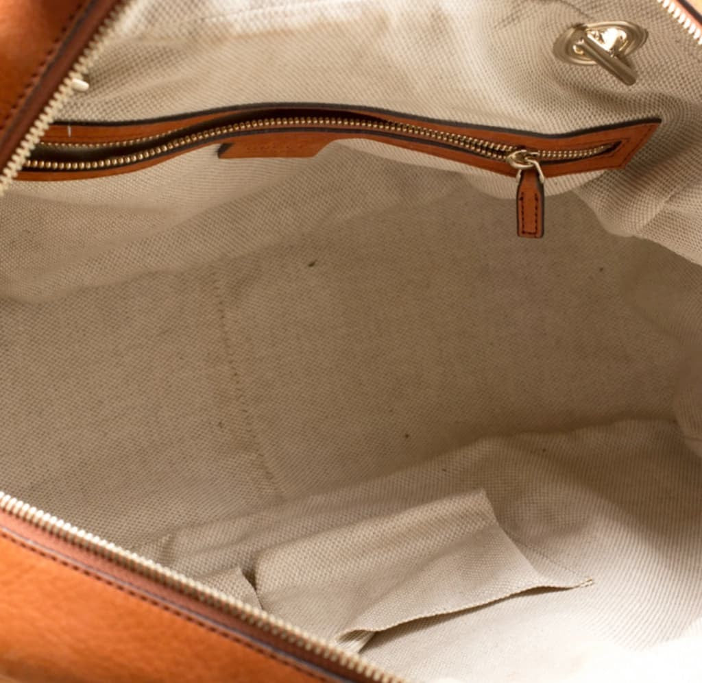 Gucci Nubuck Large Soho Shoulder Bag - CHIC Kuwait Luxury Outlet