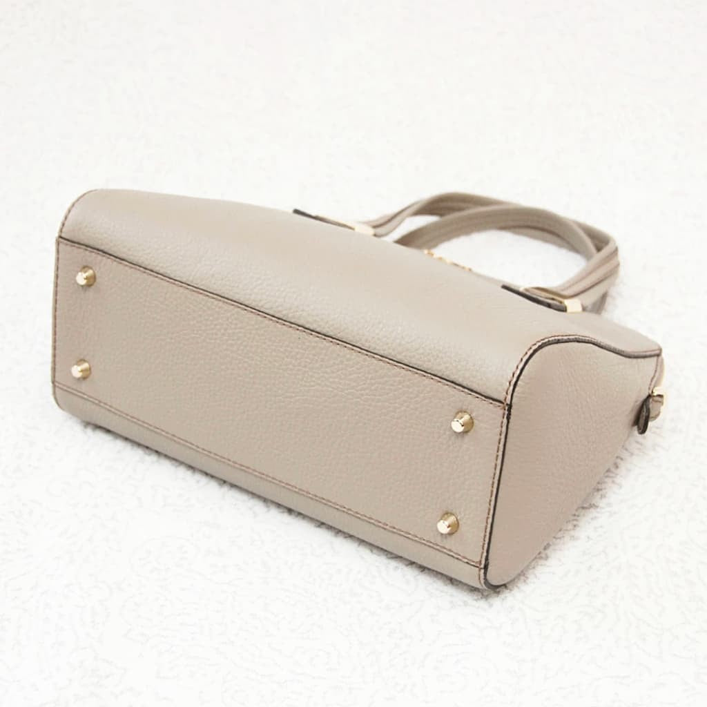 Furla Amelie Tote Medium - CHIC Kuwait Luxury Outlet