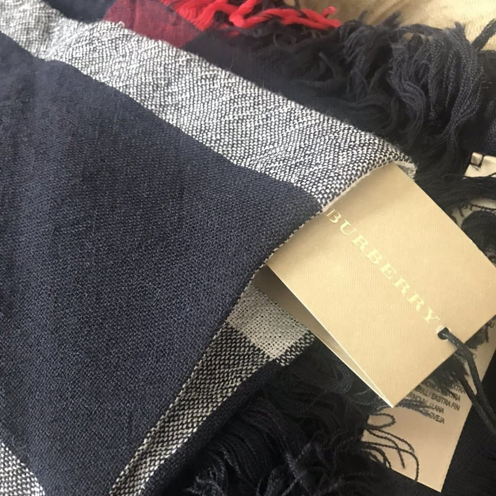 Burberry Check Scarf Navy - chickuwait.com