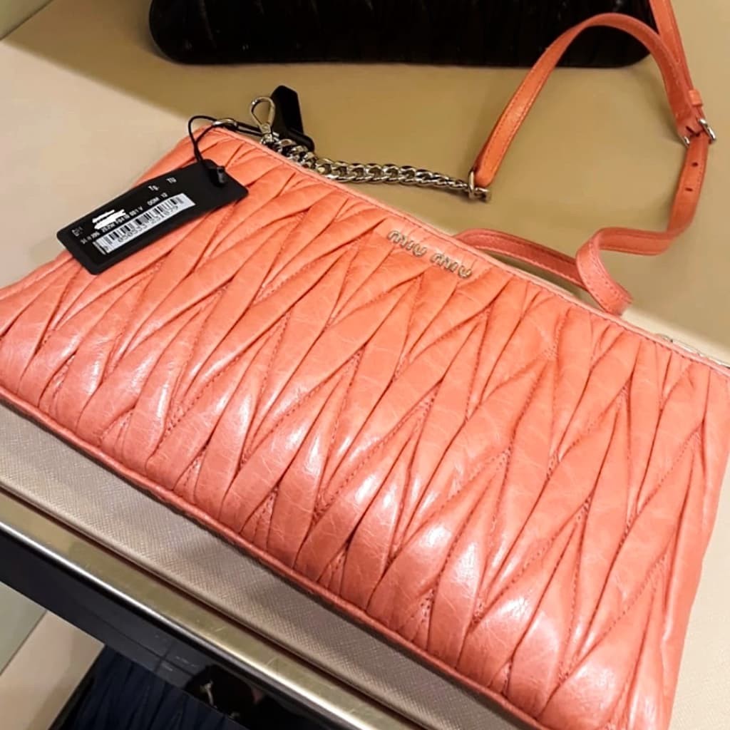 Miu Miu Matelasse Leather Clutch - CHIC Kuwait Luxury Outlet