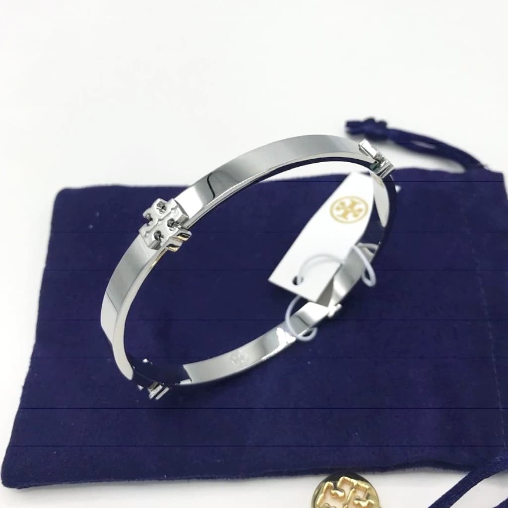Tory Burch Logo Bangle Silver - chickuwait.com