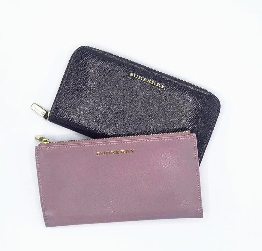 Burberry Patent Leather Zip Around Wallet - CHIC Kuwait Luxury Outlet