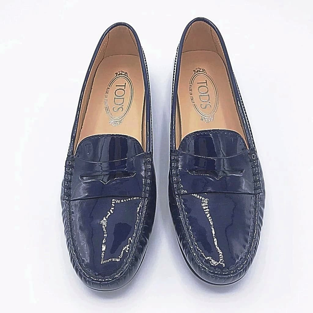 Tods Gommino City Loafers Patent Leather - CHIC Kuwait Luxury Outlet