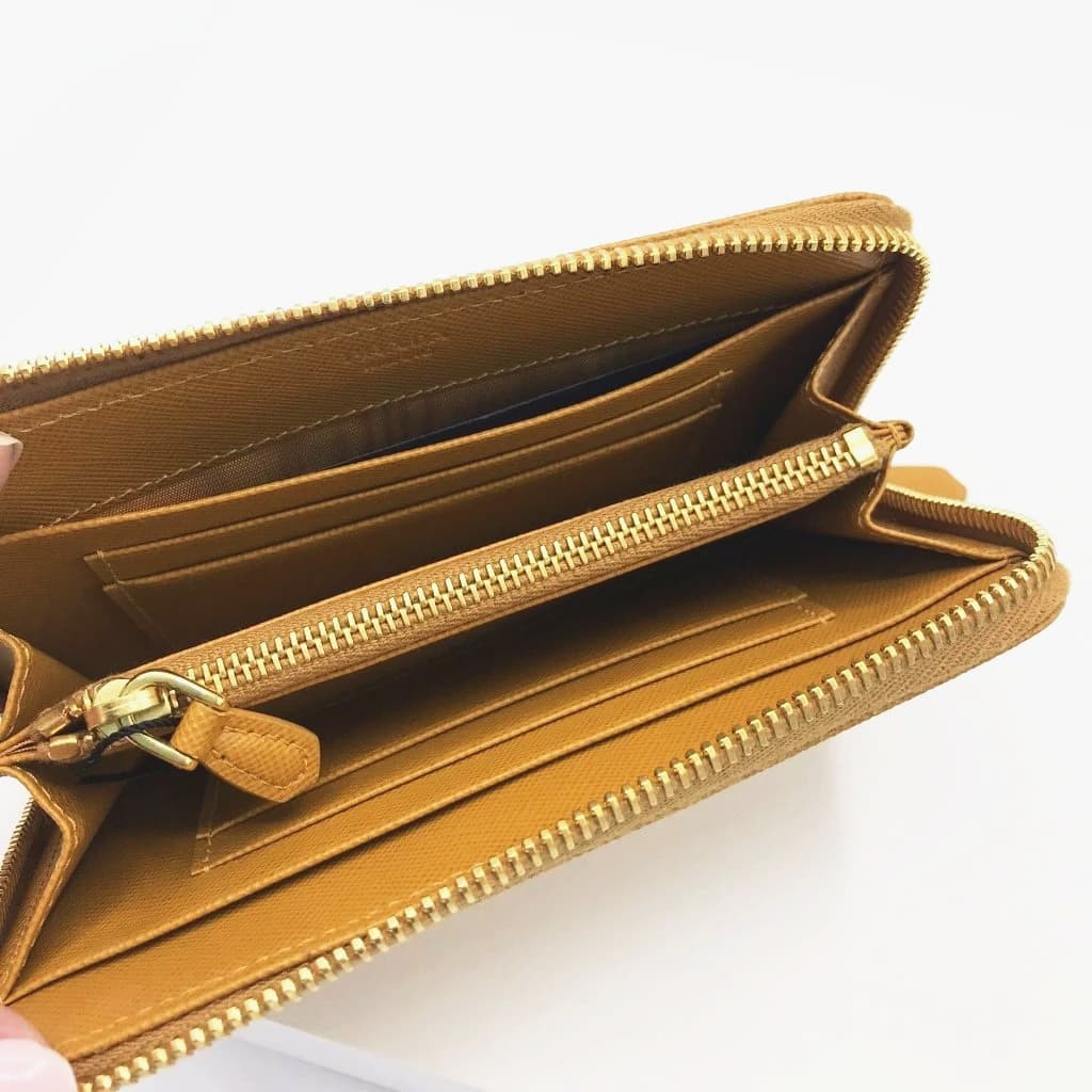 Prada Safiano Leather Zip Wallet - chickuwait.com
