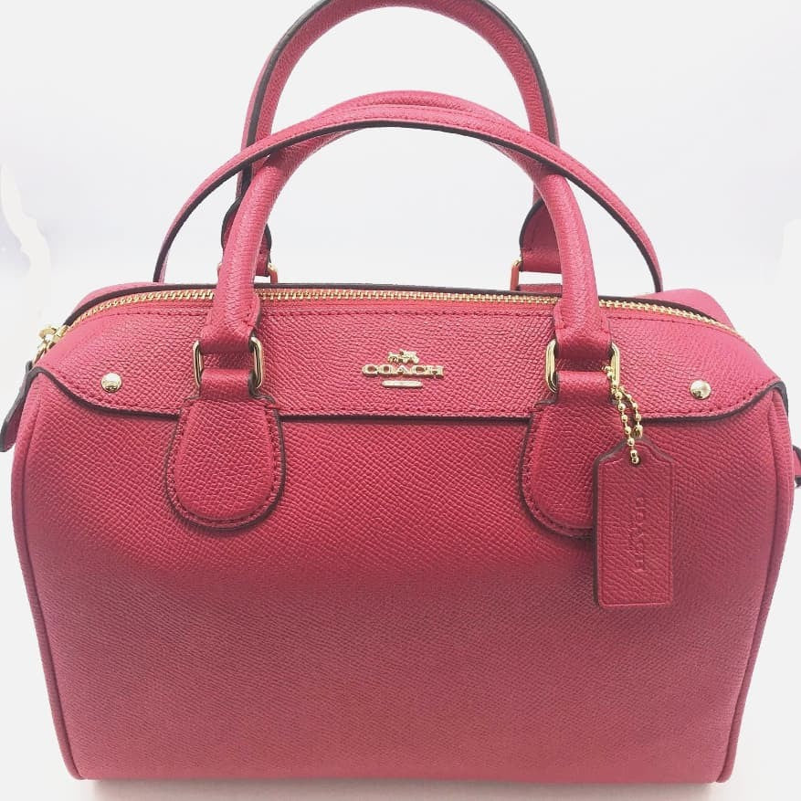 Coach mini bennett discount red