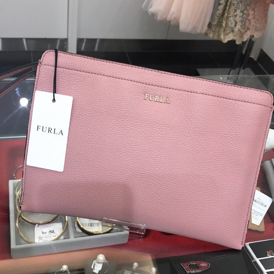 Furla Tea Clutch - CHIC Kuwait Luxury Outlet