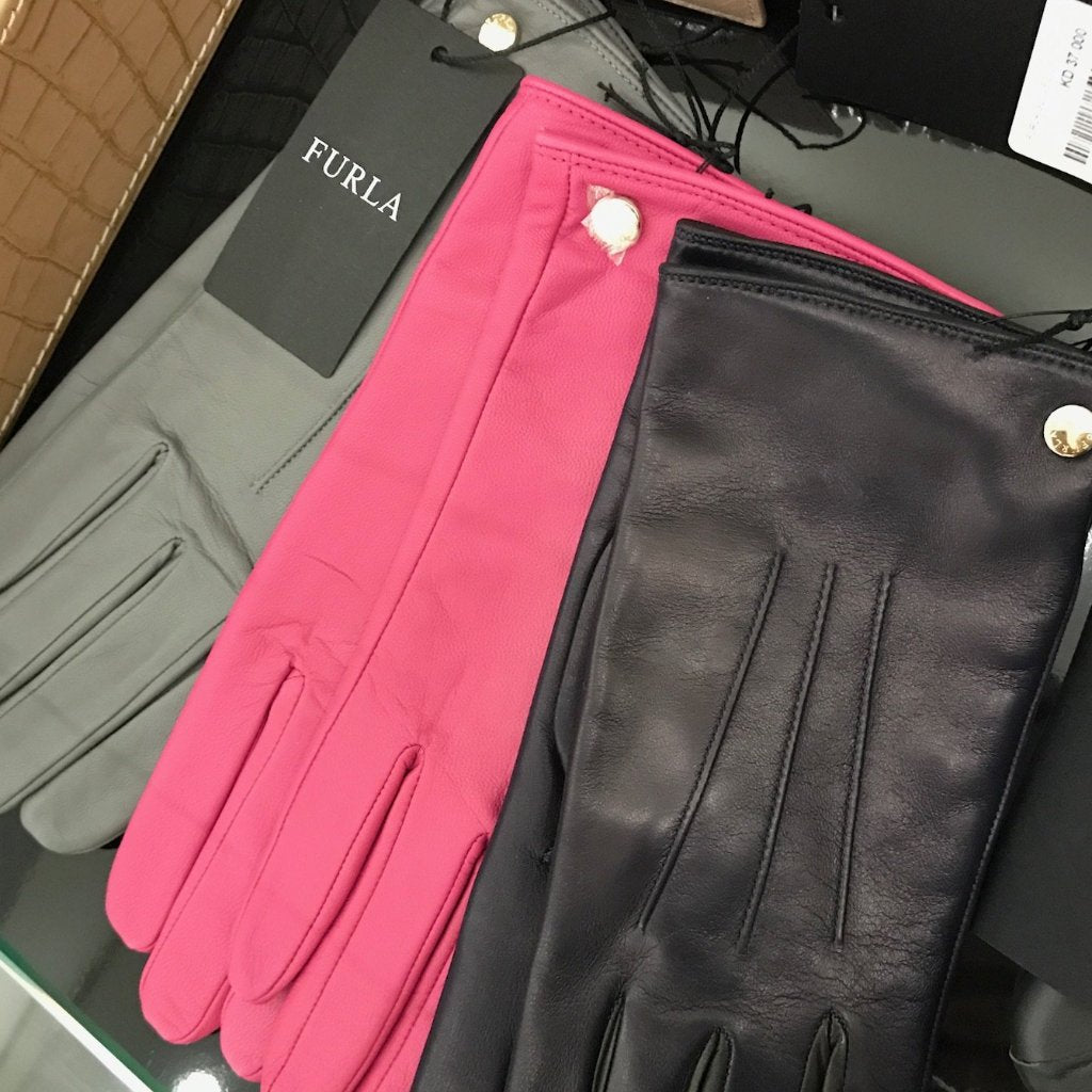 Furla Babylon Calf Leather Gloves Grey - CHIC Kuwait Luxury Outlet