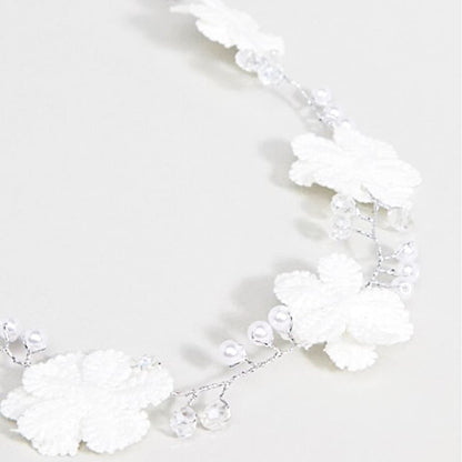 Flower and Pearl Bead back hair clip - chickuwait.com