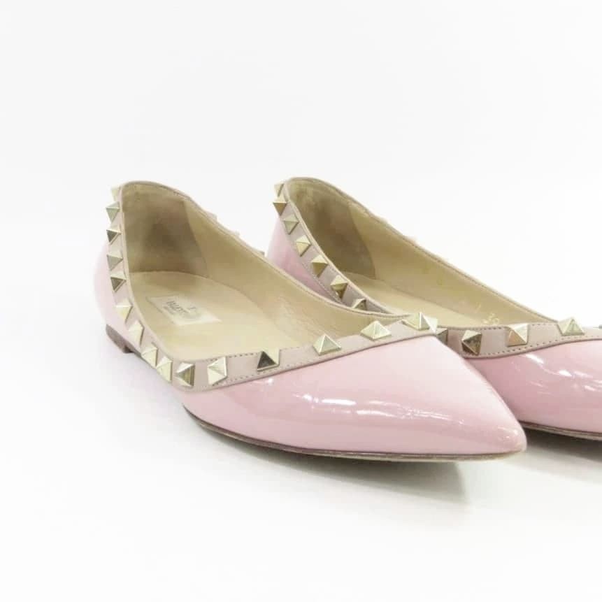 Valentino Garavani Rockstud Flats - CHIC Kuwait Luxury Outlet