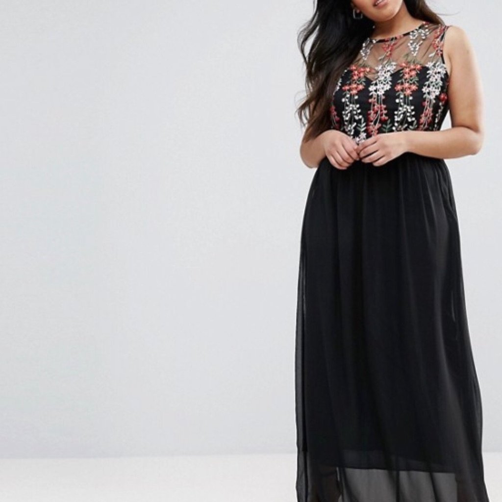 Club L Top Embroidery Dress Plus Size - CHIC Kuwait Luxury Outlet