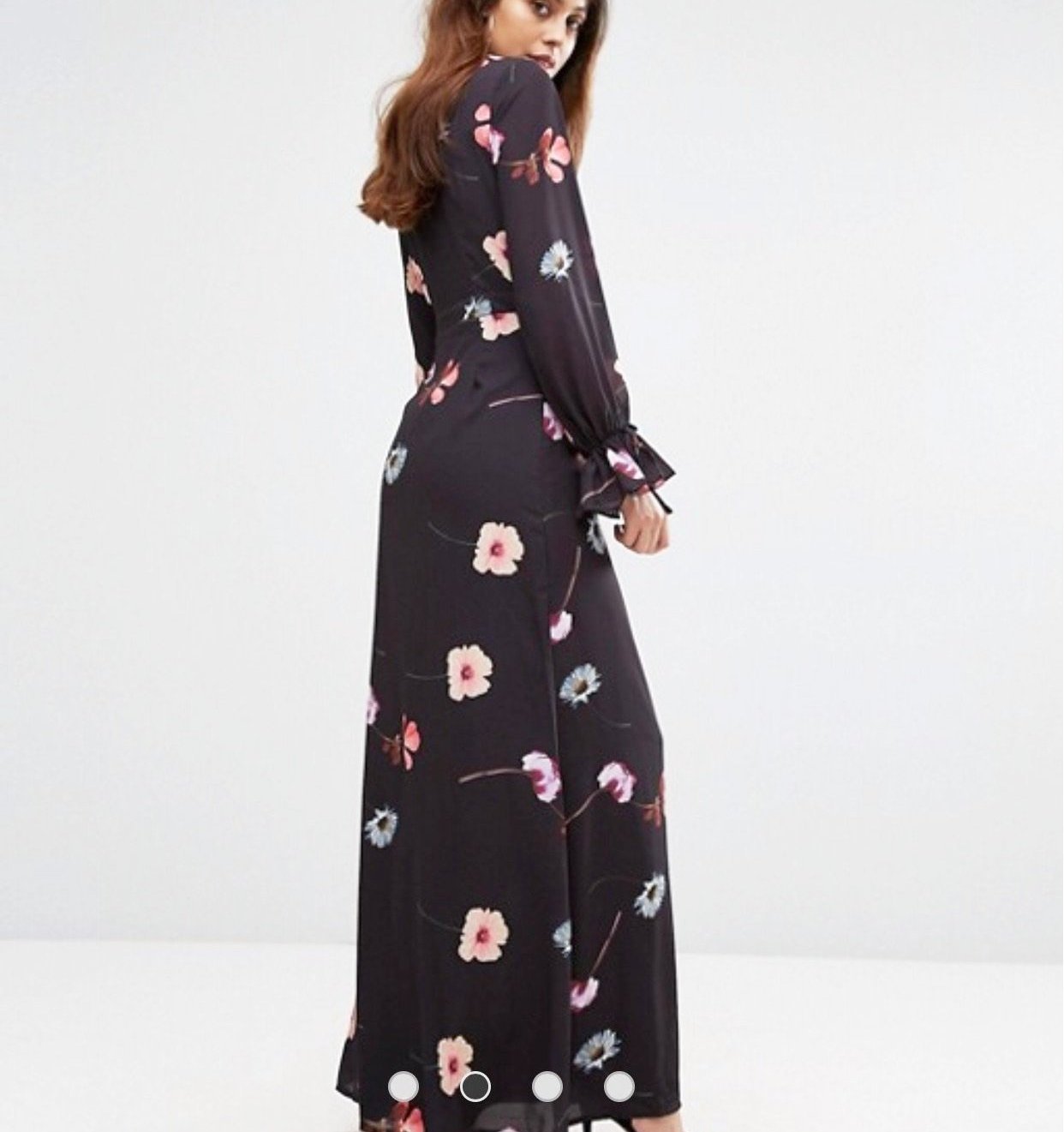 Oh My Love Plunge Dress Tie Cuff Floral - CHIC Kuwait Luxury Outlet