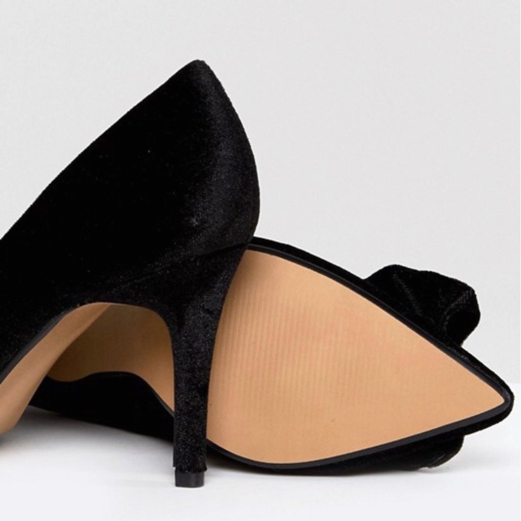 Head Over Heels Black Velvet Court Shoes - CHIC Kuwait Luxury Outlet