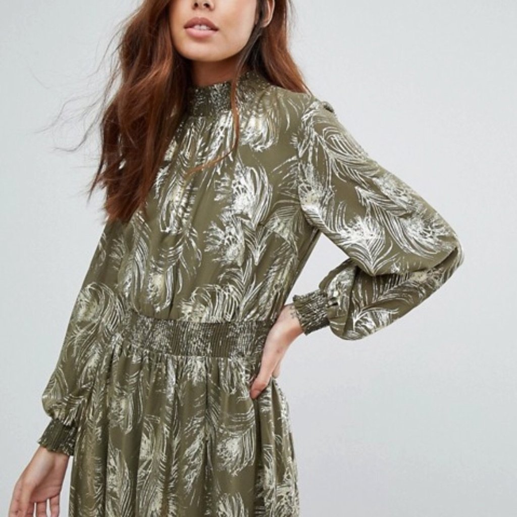 Vero Moda Feather Ivy Green Print Dress - CHIC Kuwait Luxury Outlet
